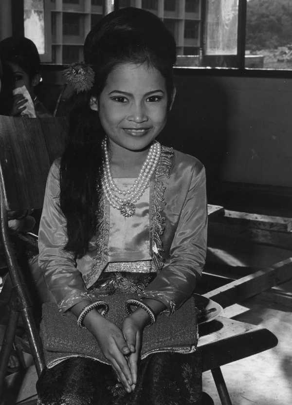 Village Girl  - suay mak